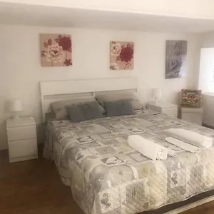 https://mini-suit.catania-hotels.net